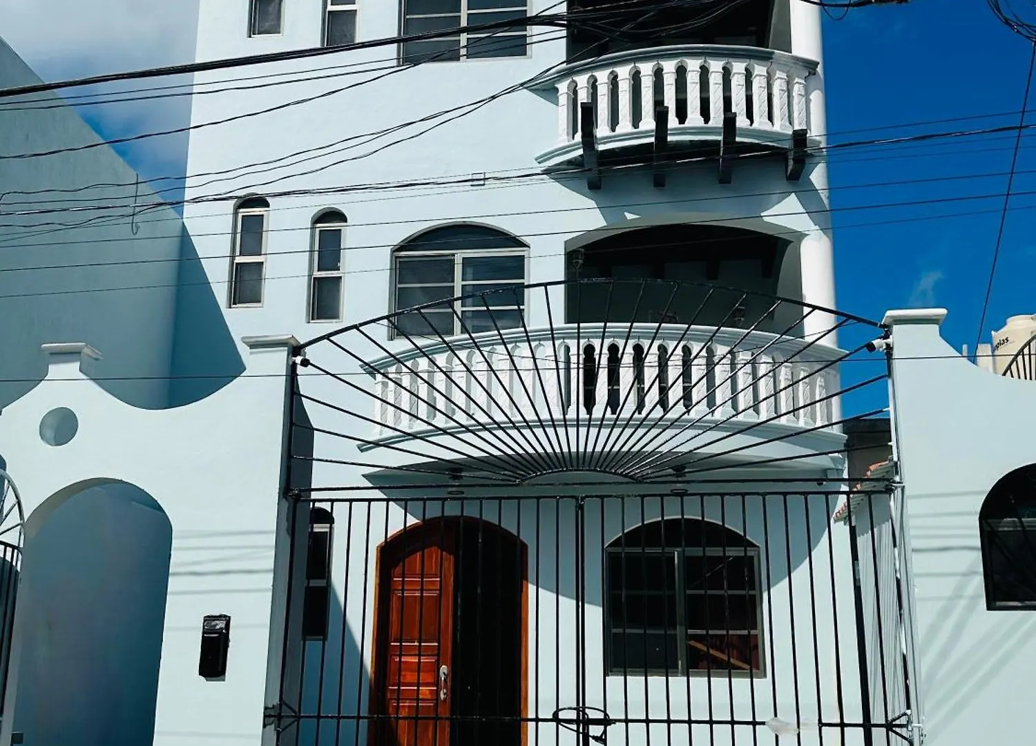 Casa Perez 5 Bedrooms With Private Bathroom Each Isla Mujeres